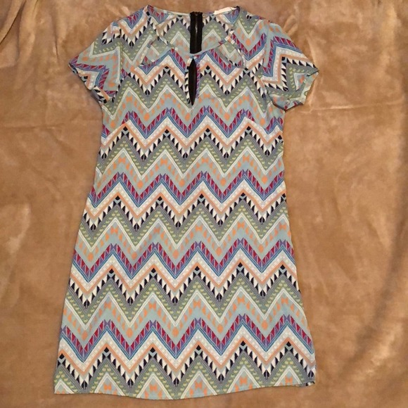 Geometric Print Lush Dress with Cut Out Neck - Picture 3 of 9